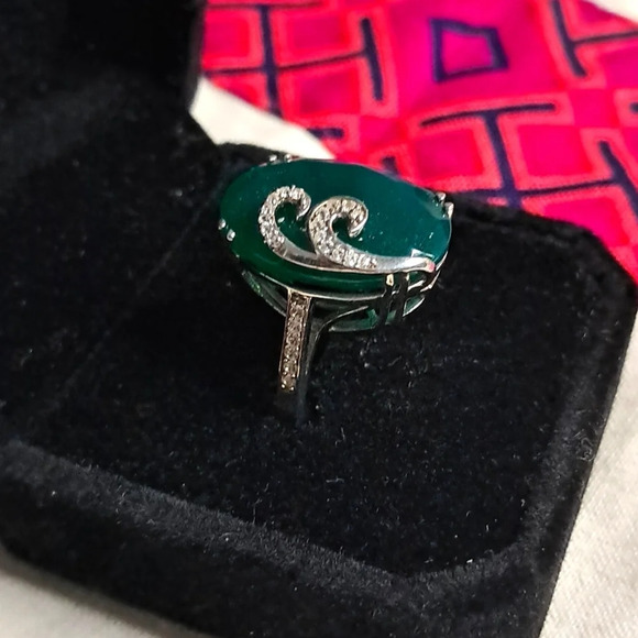 Green Onyx and White Zircon Ring In 925 Sterling Silver - Picture 3 of 8